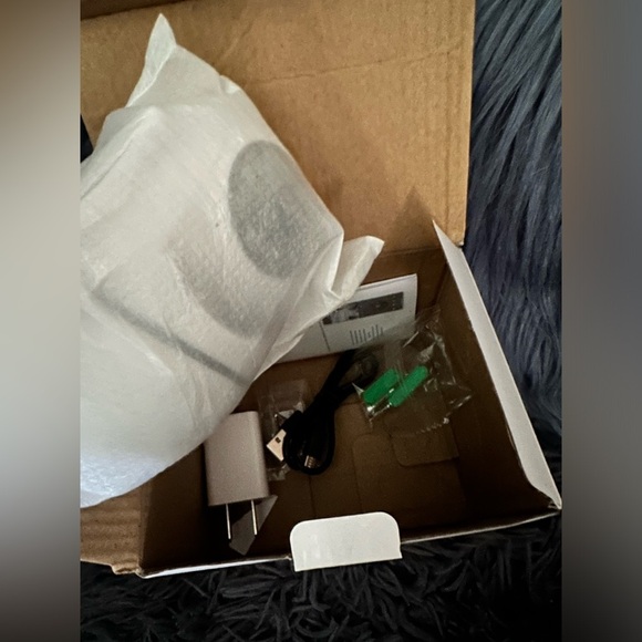 WiFi SECURITY CAMERA - Picture 4 of 4